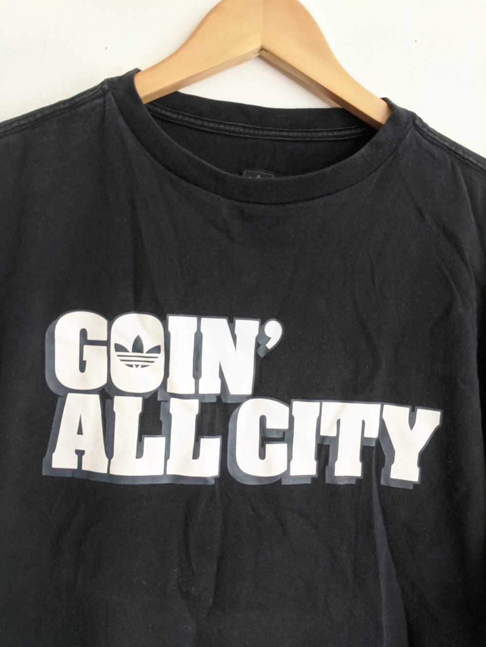Adidas × Vintage Going all city graphic tee shirt… - image 2