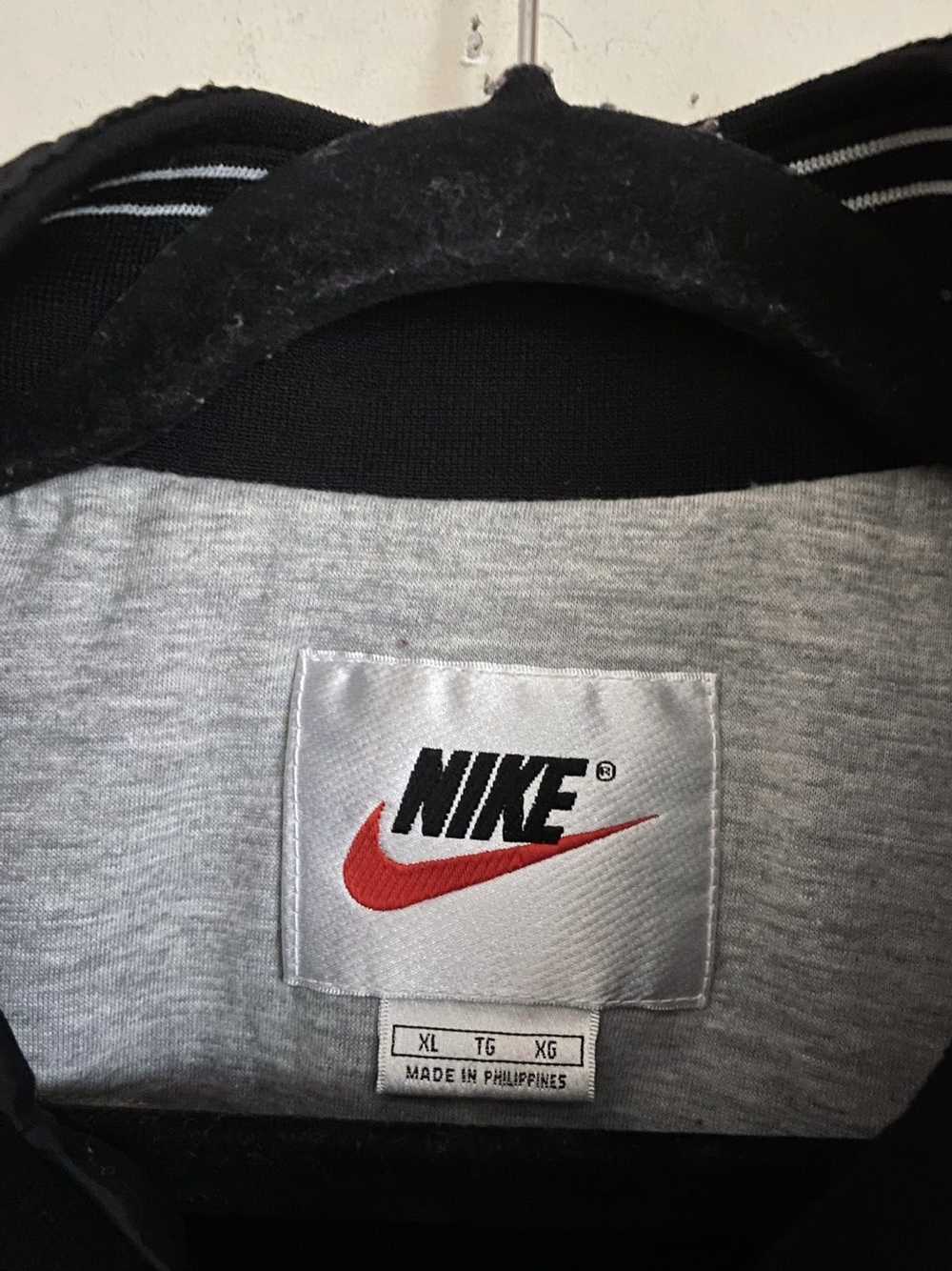 Nike × Vintage 90s Nike jacket - image 2