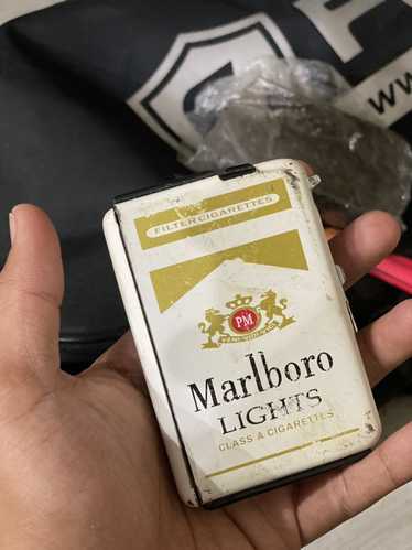 PORTASIGARETTE MARLBORO in METALLO con ACCENDINO INCORPORATO 10 X