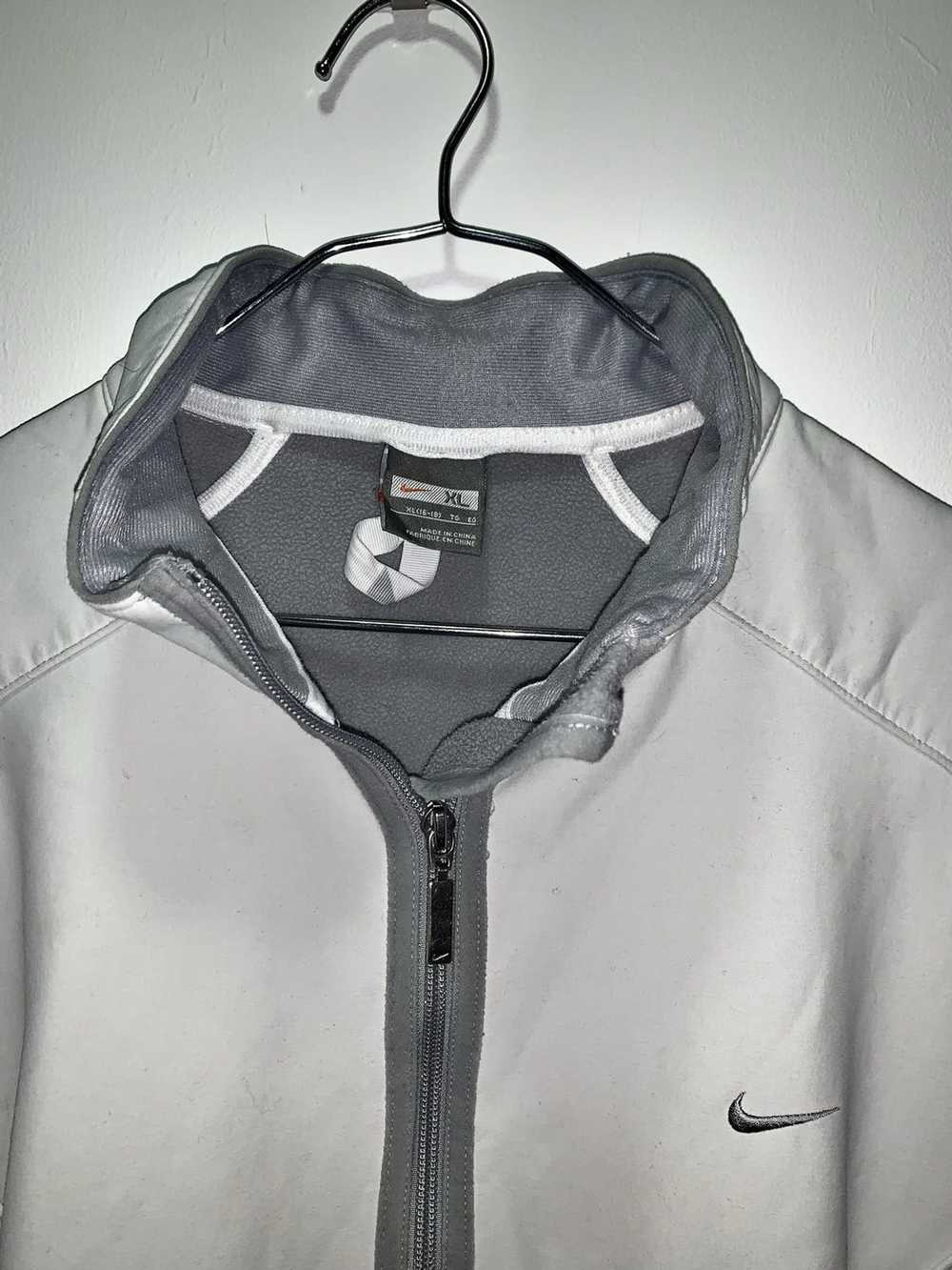 Nike Rare 70s Nike Women’s Sportswear Jacket Size… - image 4