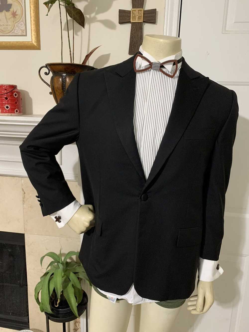 Hickey Freeman 1 Button Peak Lapel Tuxedo Blazer - image 1