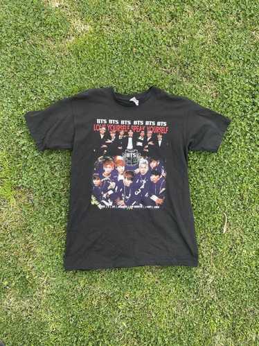 Vintage 2019 BTS tour bootleg tee