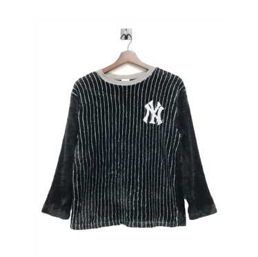 New York Yankees Women's Multi Stripe Raglan Sweatshirt 22 / S
