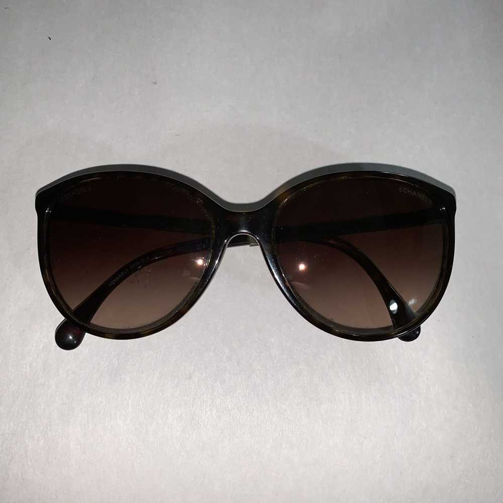 Chanel 2)CHANEL tortoise shell butterfly sunglass… - image 5