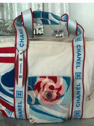Rare chanel key chain - Gem