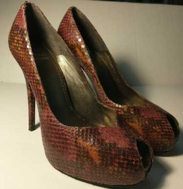 Stuart Weitzman Women's 6½ M Snakeskin Python Pla… - image 1