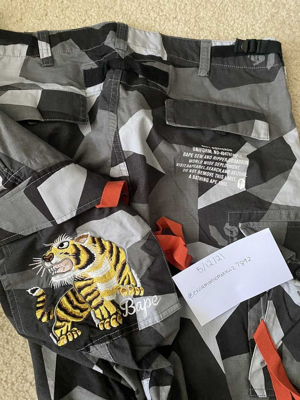 Bape Bape camo pants w/ tiger - image 4