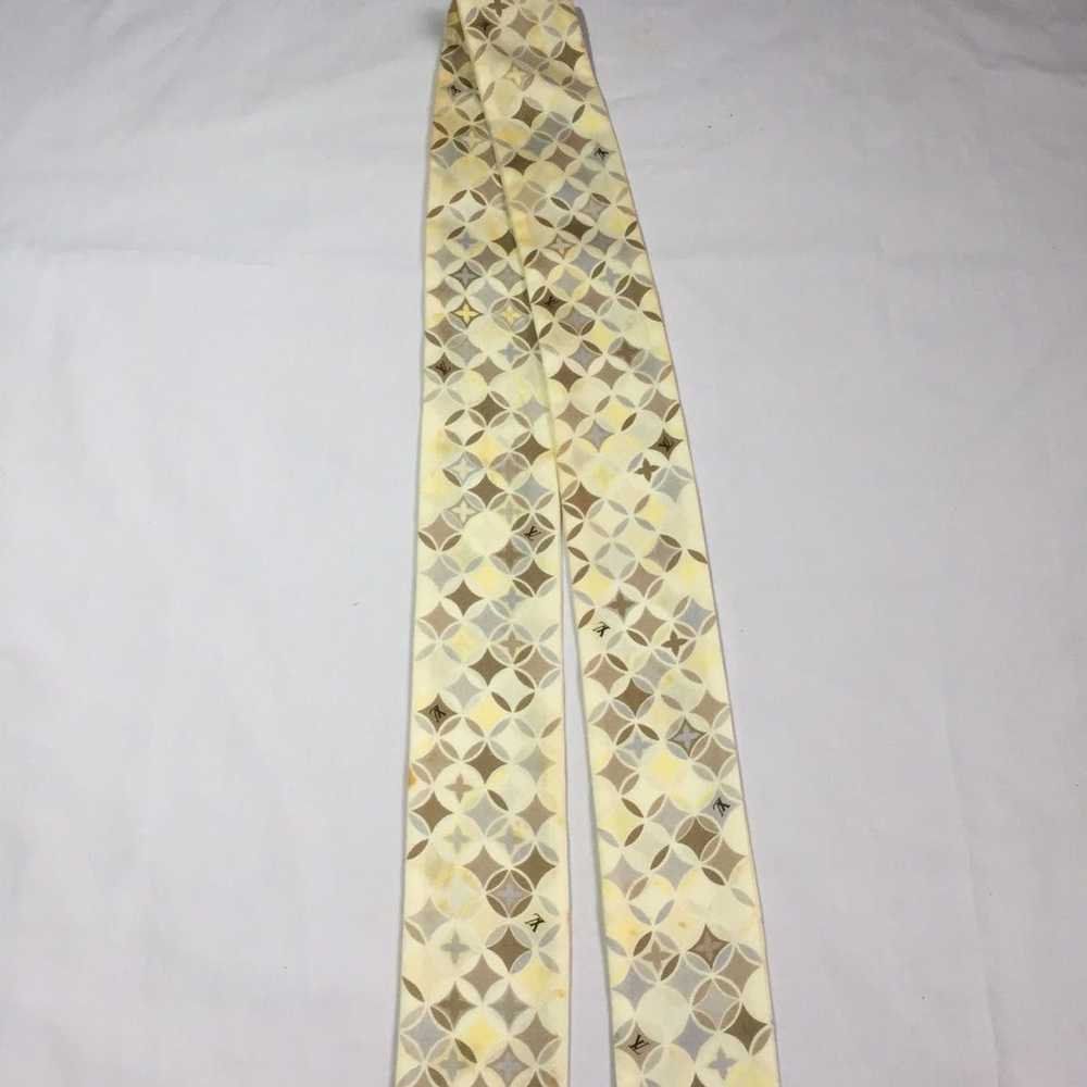 Louis Vuitton Lv chocker silk scarf - image 9