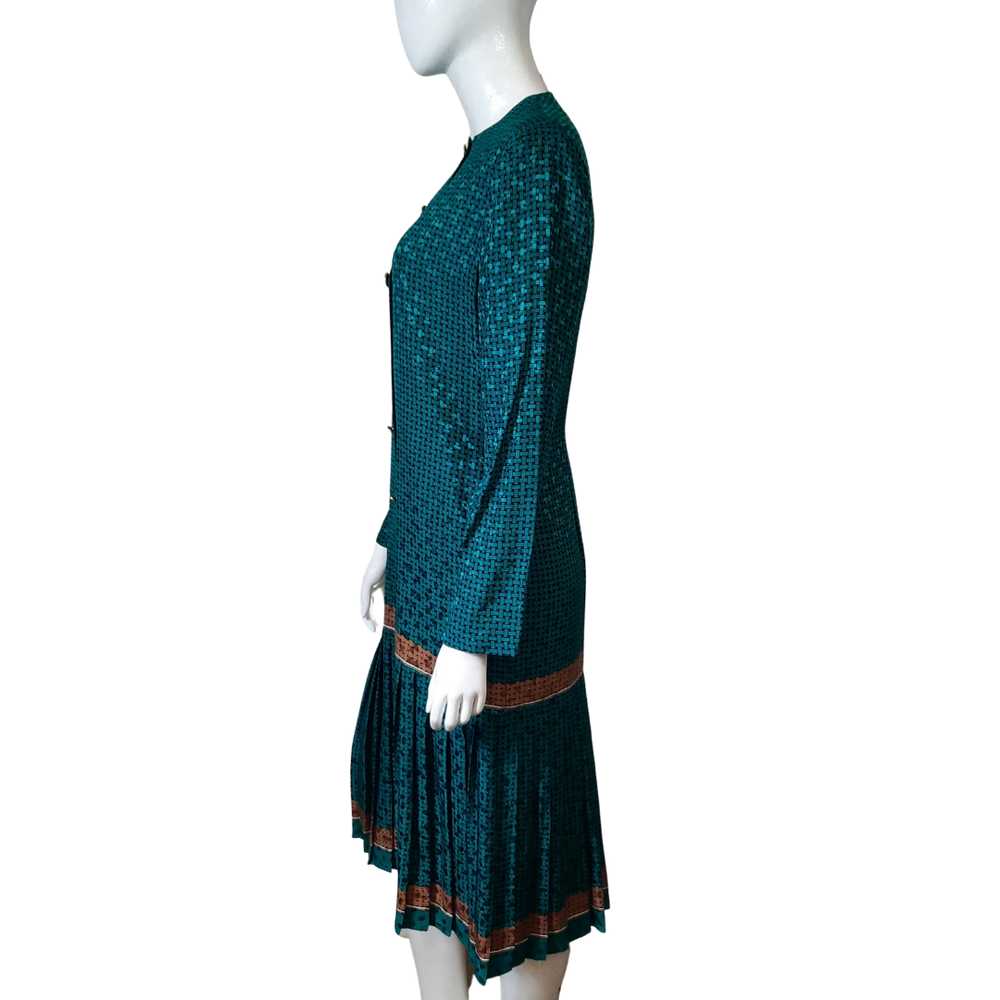Julie Francis Silk Jacquard Pleated Dress Size 8 - image 5