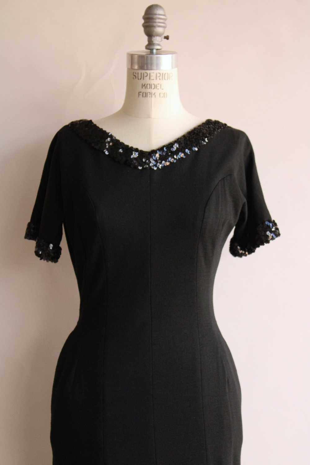 Vintage 1950s 1960s Black Wiggle Dress with Pocke… - image 2