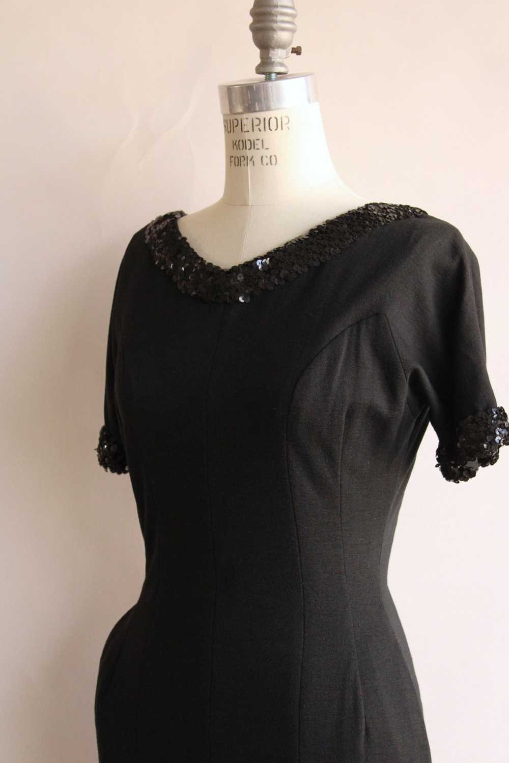 Vintage 1950s 1960s Black Wiggle Dress with Pocke… - image 8