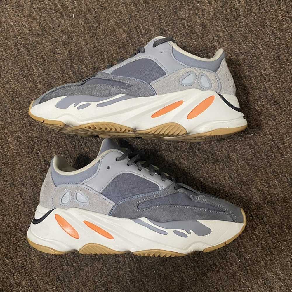 Adidas × Kanye West Yeezy Boost 700 Magnet 2019 - image 1