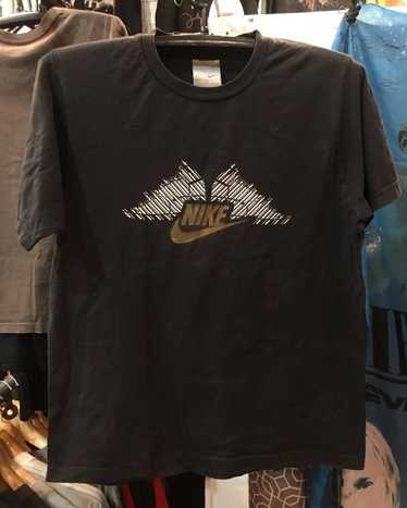 Nike × Other × Vintage Nike 00s T-Shirt Sz. S - image 1