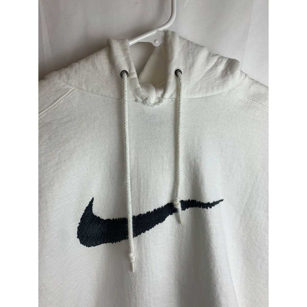 Nike Nike Screenprinted Embroidered Swoosh White … - image 2