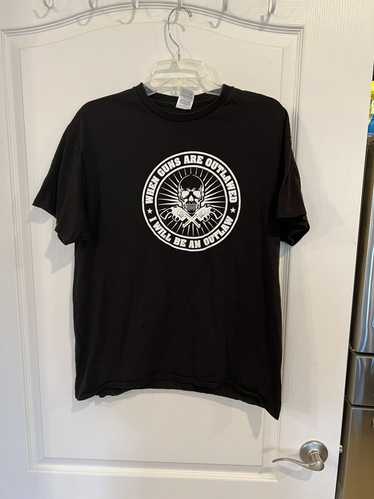 Delta When Guns Are Outlawed T-shirt size large