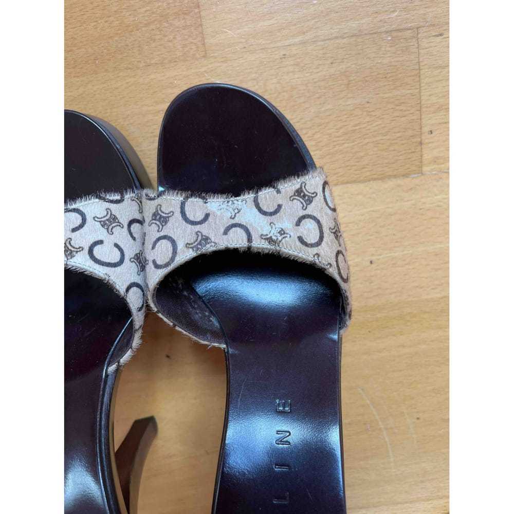 Celine Faux fur sandals - image 7