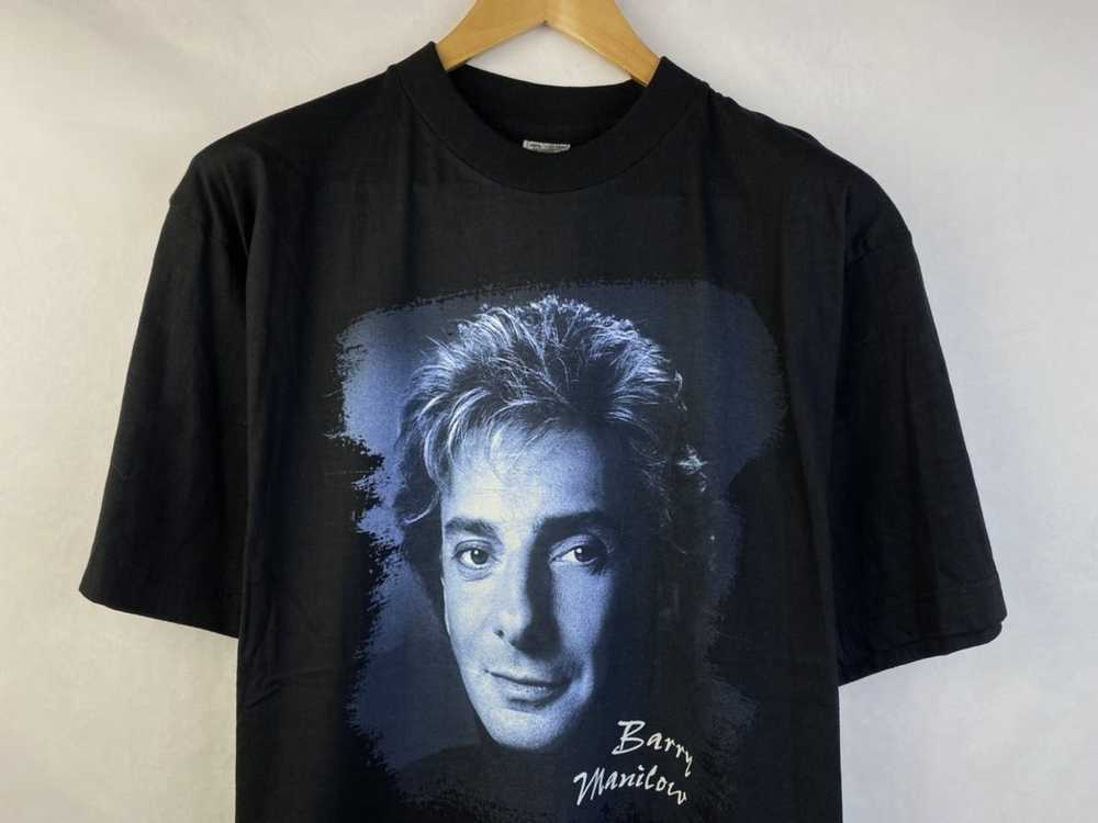 Vintage Vintage T Shirt Barry Manilow 1995 World … - image 2
