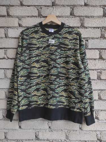 Camo × Other × Rare lifemax camo tiger sweatshirt - image 1