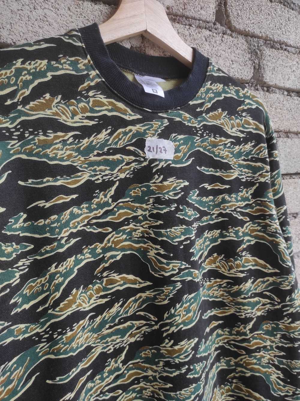 Camo × Other × Rare lifemax camo tiger sweatshirt - image 4