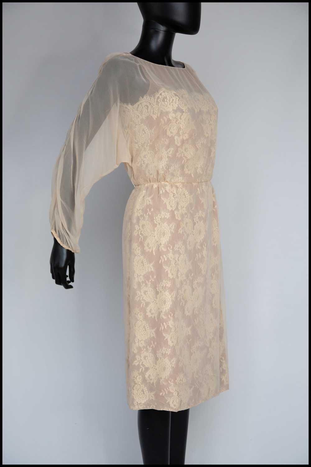 Vintage 1960s Travilla Champagne Lace Wiggle Dress - image 5
