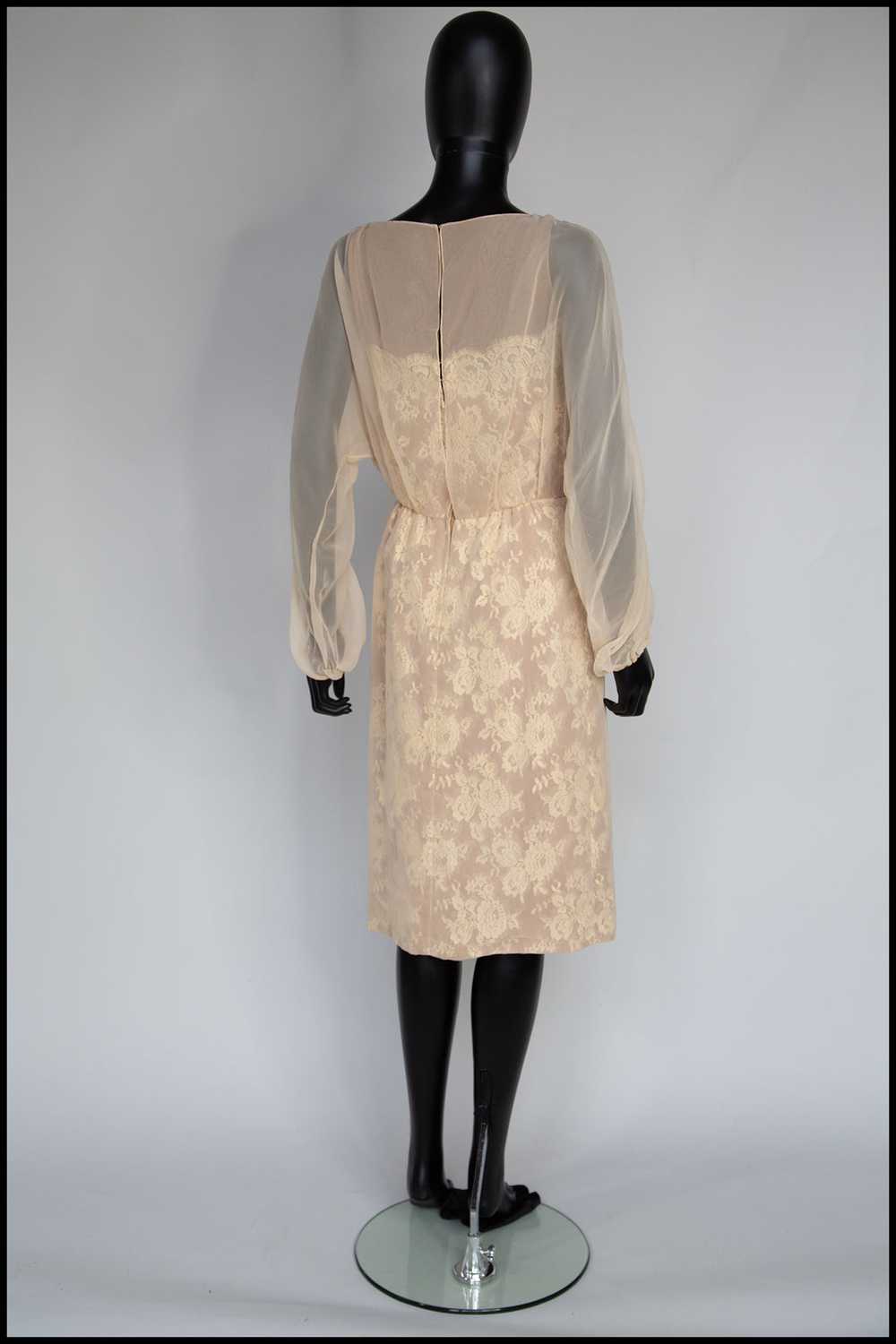 Vintage 1960s Travilla Champagne Lace Wiggle Dress - image 8