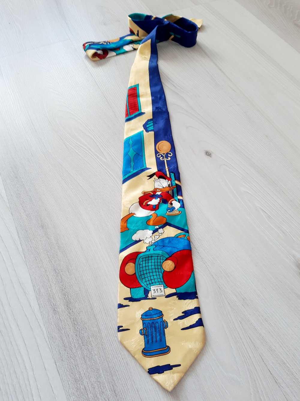 Disney × Vintage Disney Tie Rack silk Donald the … - image 3