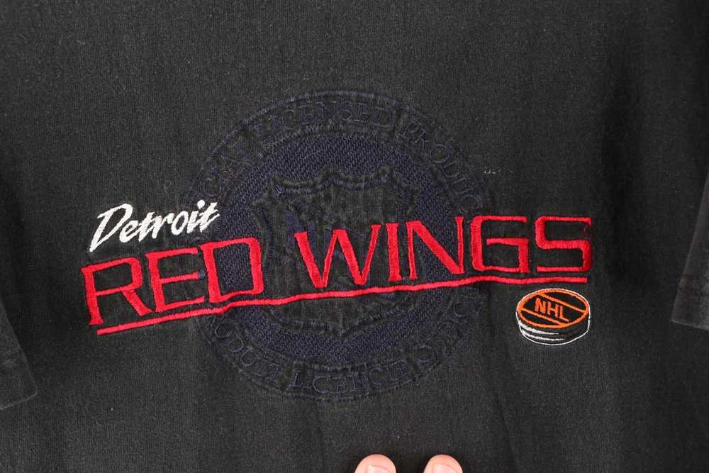 Vintage Vintage 90s Faded Detroit Red Wings T-Shi… - image 4