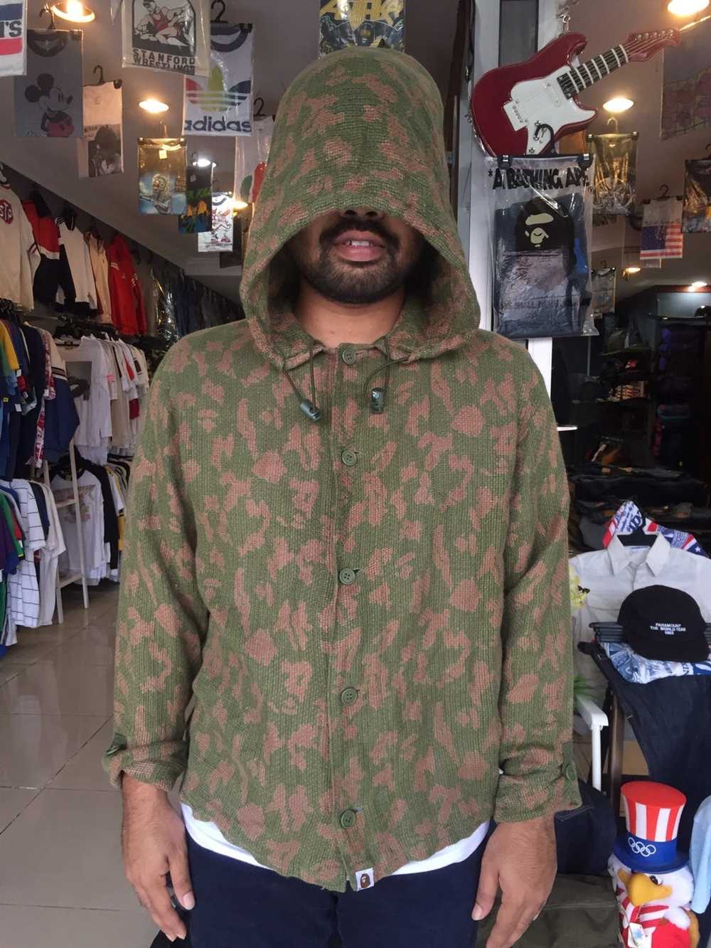 Bape hoodie retail price best sale