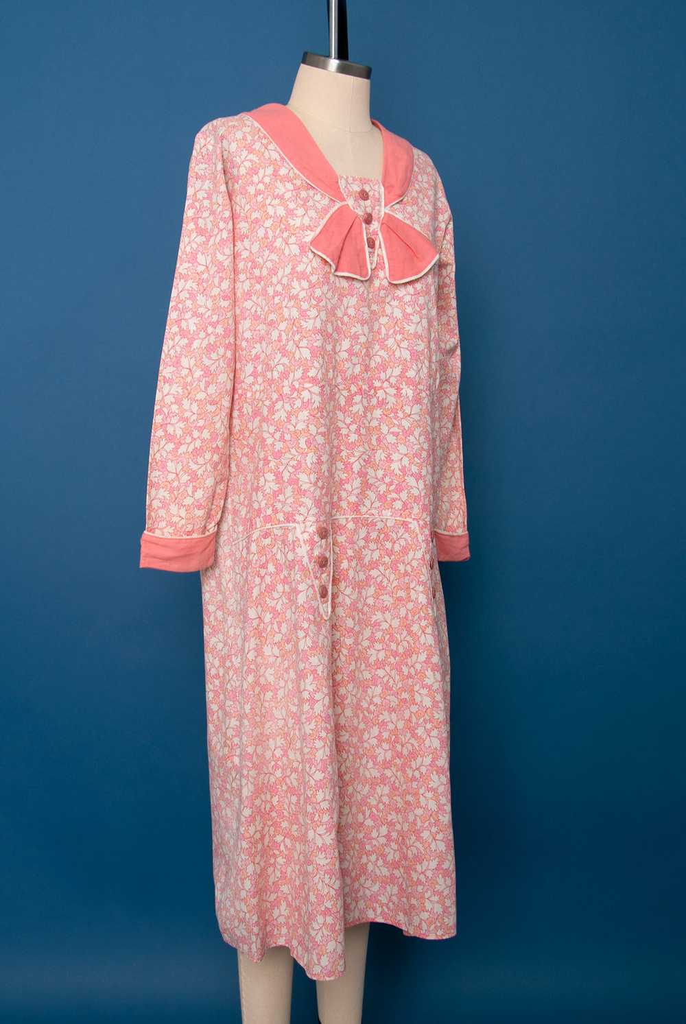 Vintage 1920's Pink Floral Long Sleeved Drop Wais… - image 8