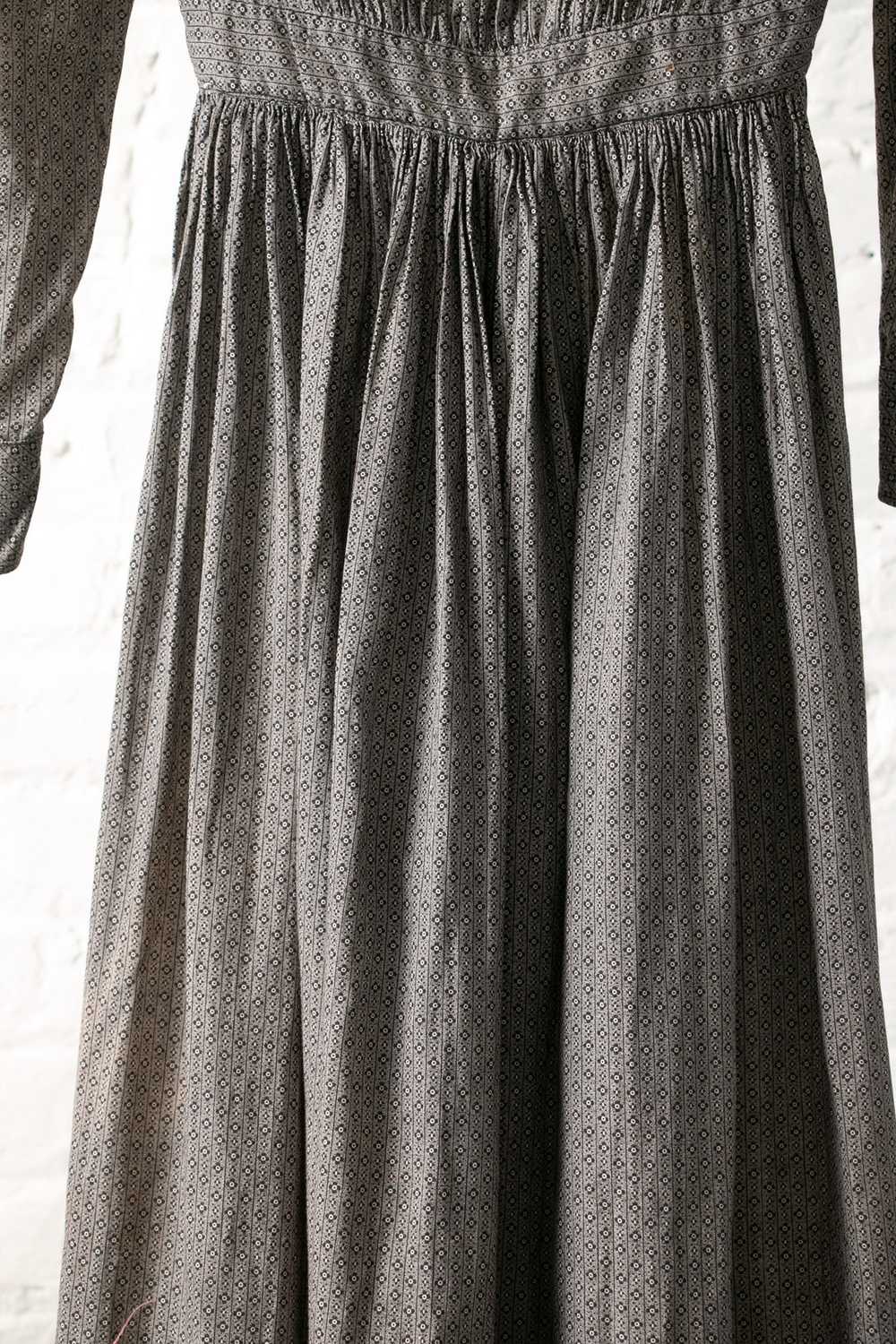 Antique 1900's Grey Calico Dress Long Sleeve Floo… - image 5