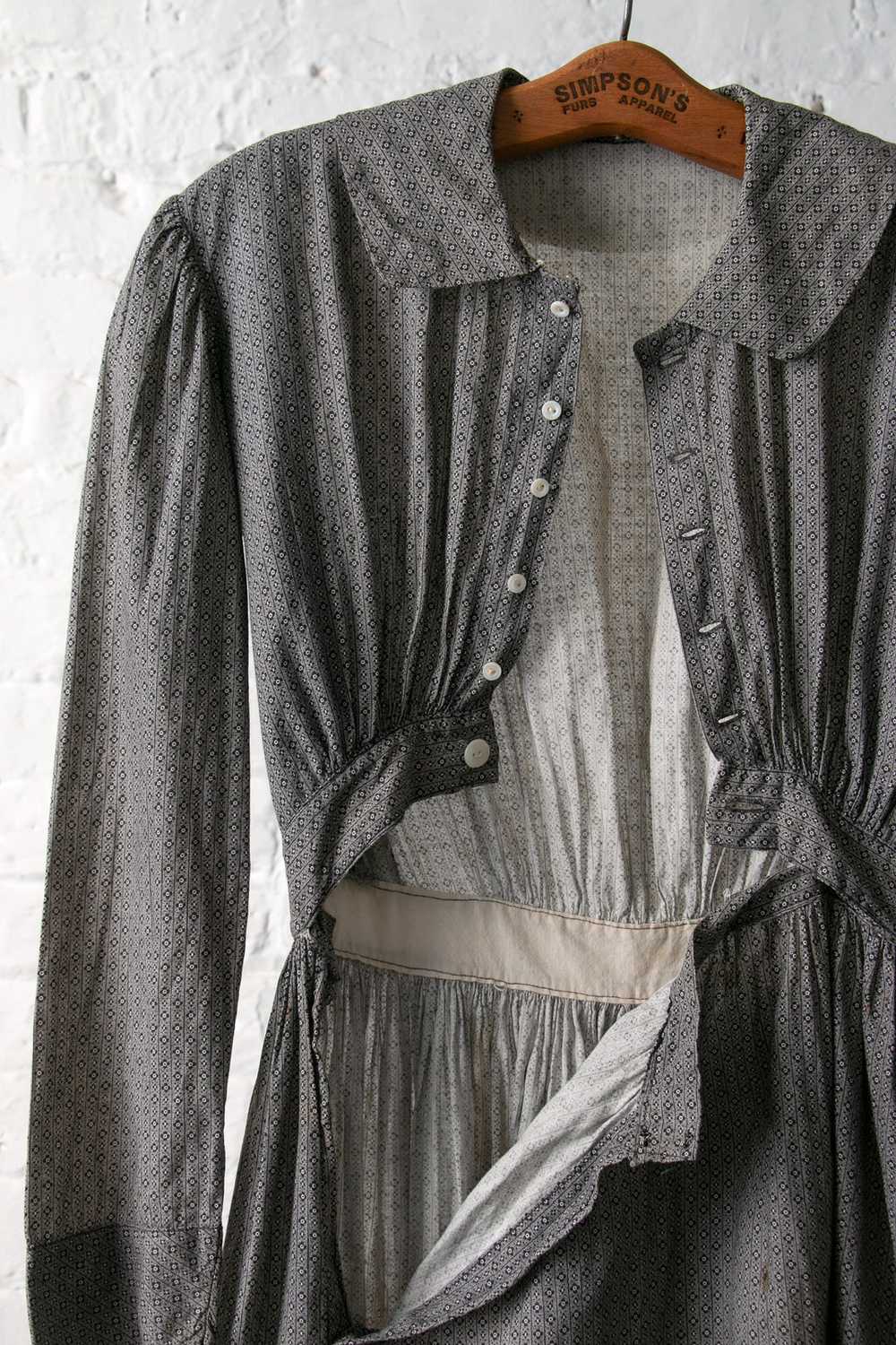 Antique 1900's Grey Calico Dress Long Sleeve Floo… - image 8