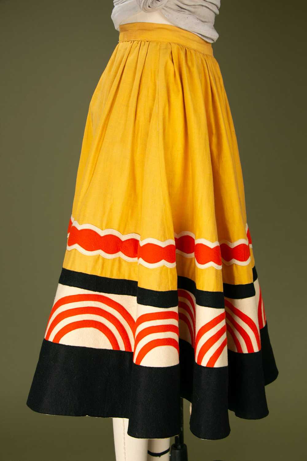 Vintage 1940's Yellow Felt Applique Circle Skirt,… - image 6