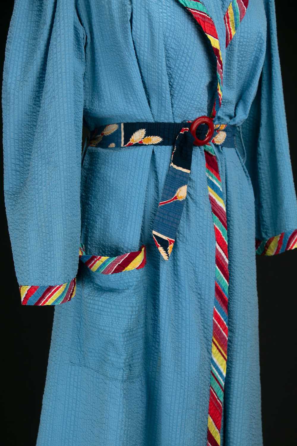 Vintage 1940's Seersucker Robe with Rainbow Strip… - image 8