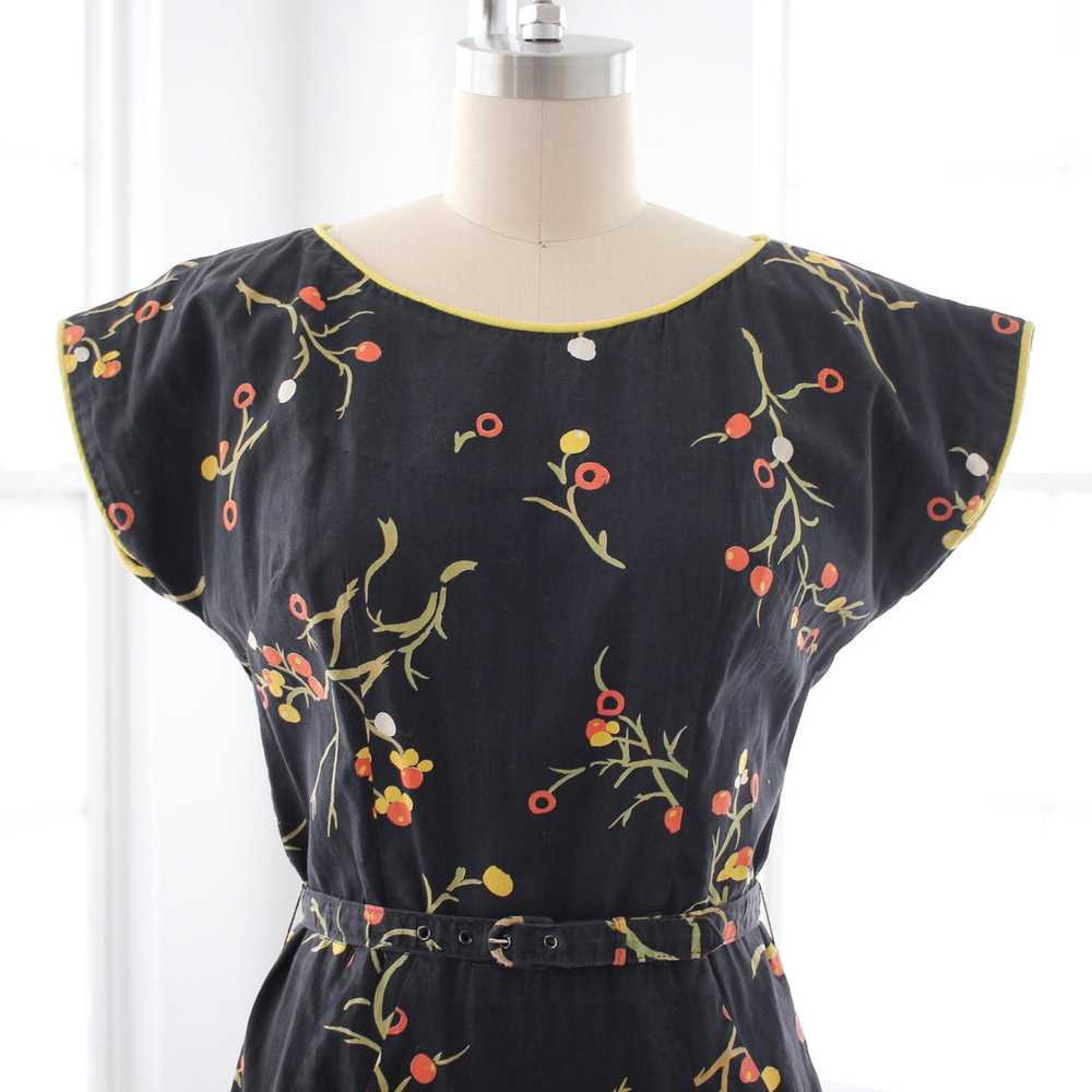 60s Cherry Blossom Sheath Dress - image 6