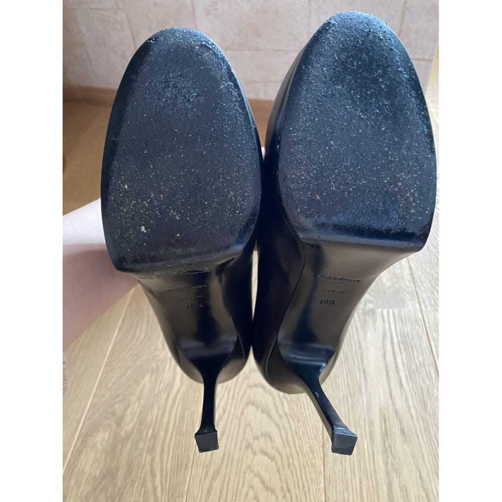 Yves Saint Laurent Trib Too leather heels - image 5
