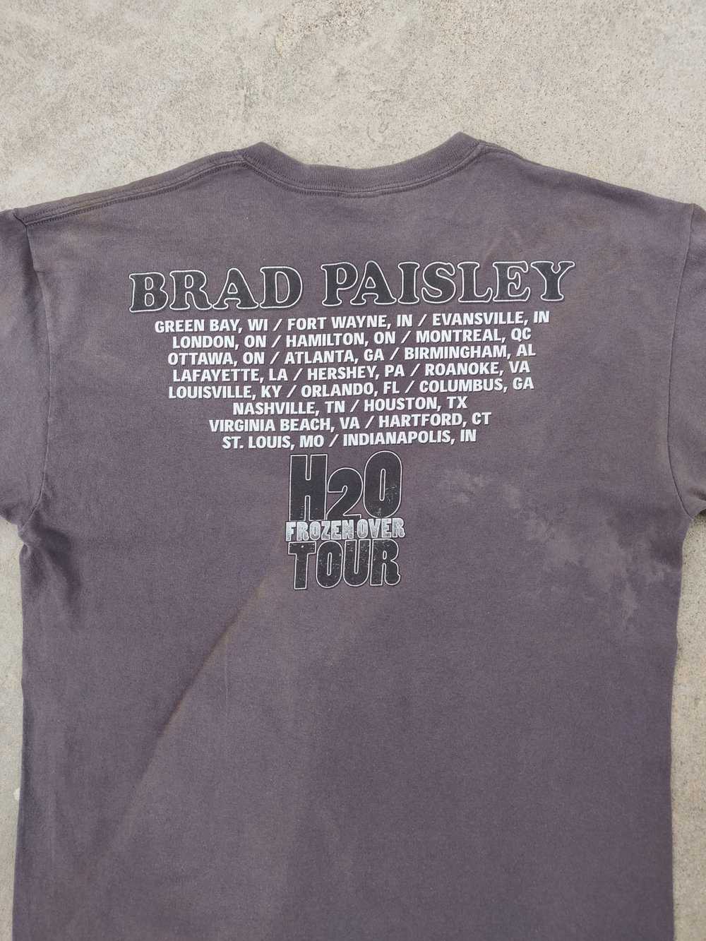 Band Tees Brad Paisley H2o Tour Frozen Over Tee - image 3