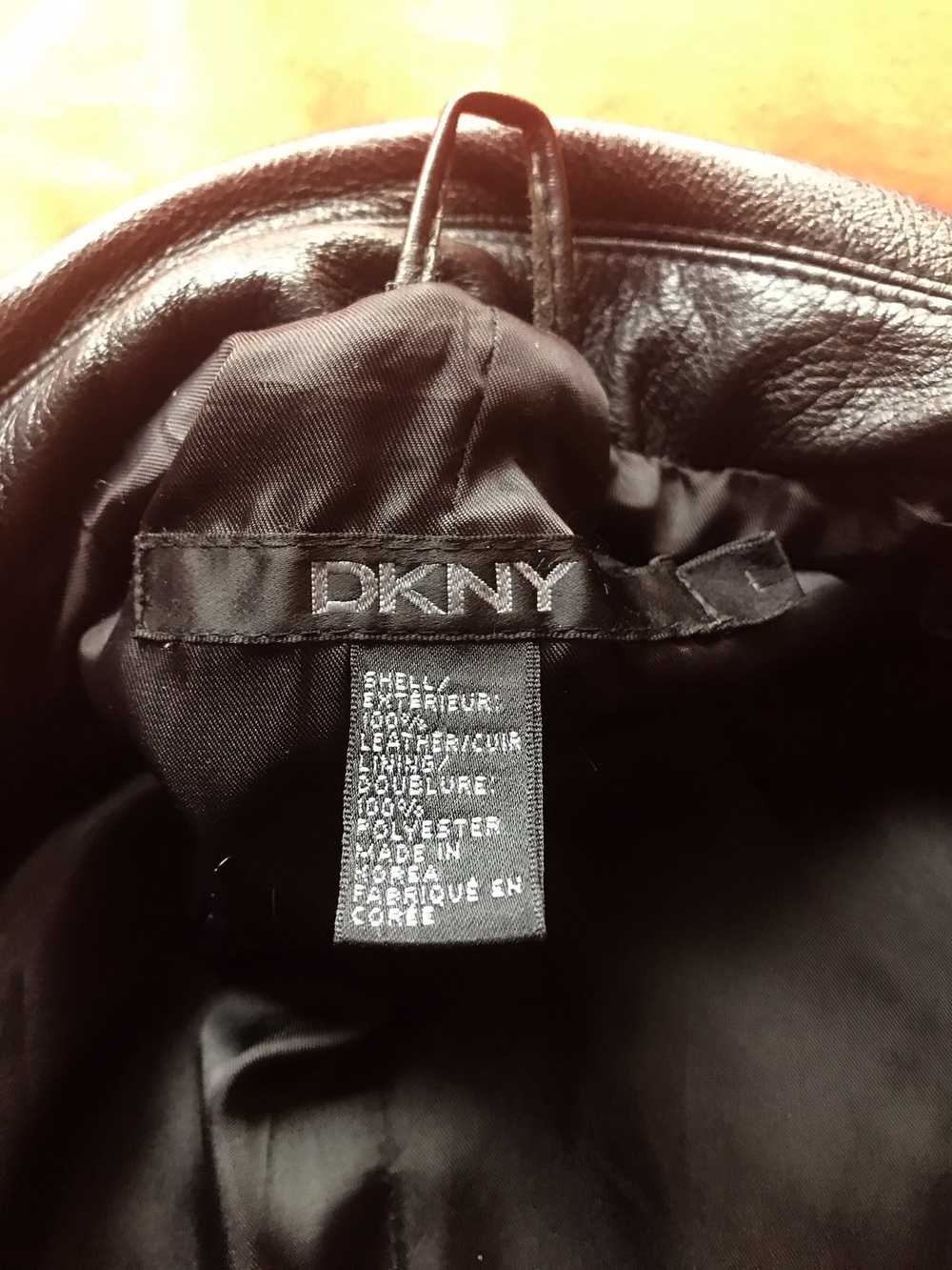 DKNY Slim fitting leather coat - image 3