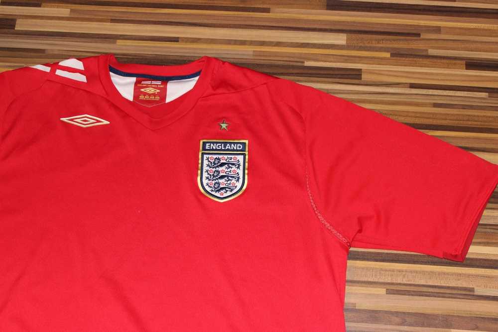 Soccer Jersey × Umbro Umbro England Team 2006 Hom… - image 2