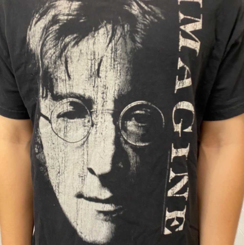 JOHN LENNON IN NYC T-SHIRT - OPEN EDITION – Zazoo Fine Art Gallery