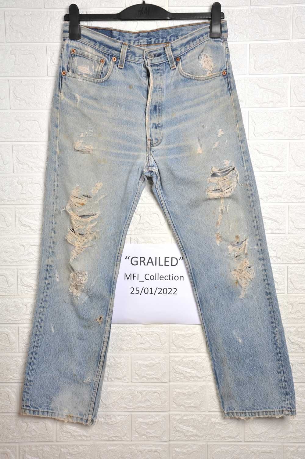 Avant Garde × Distressed Denim × Levi's Vintage L… - image 1