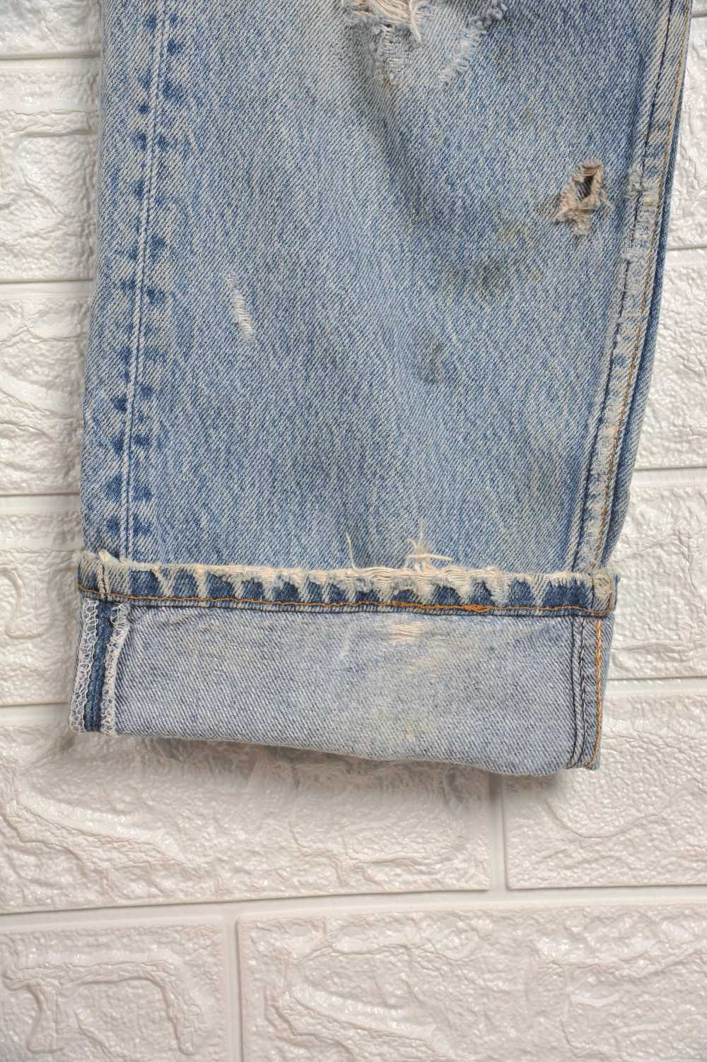 Avant Garde × Distressed Denim × Levi's Vintage L… - image 5