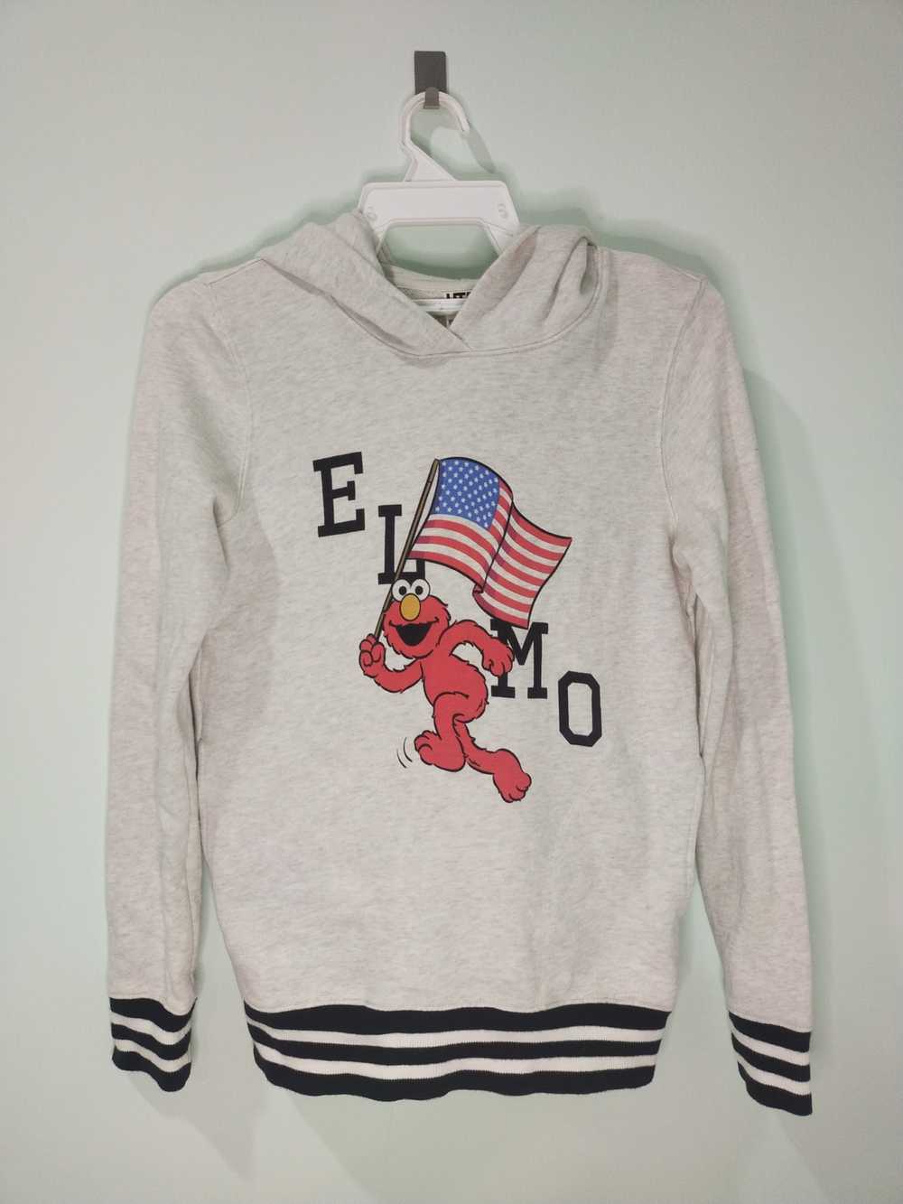 Uniqlo Sesame Street Elmo big logo - image 1