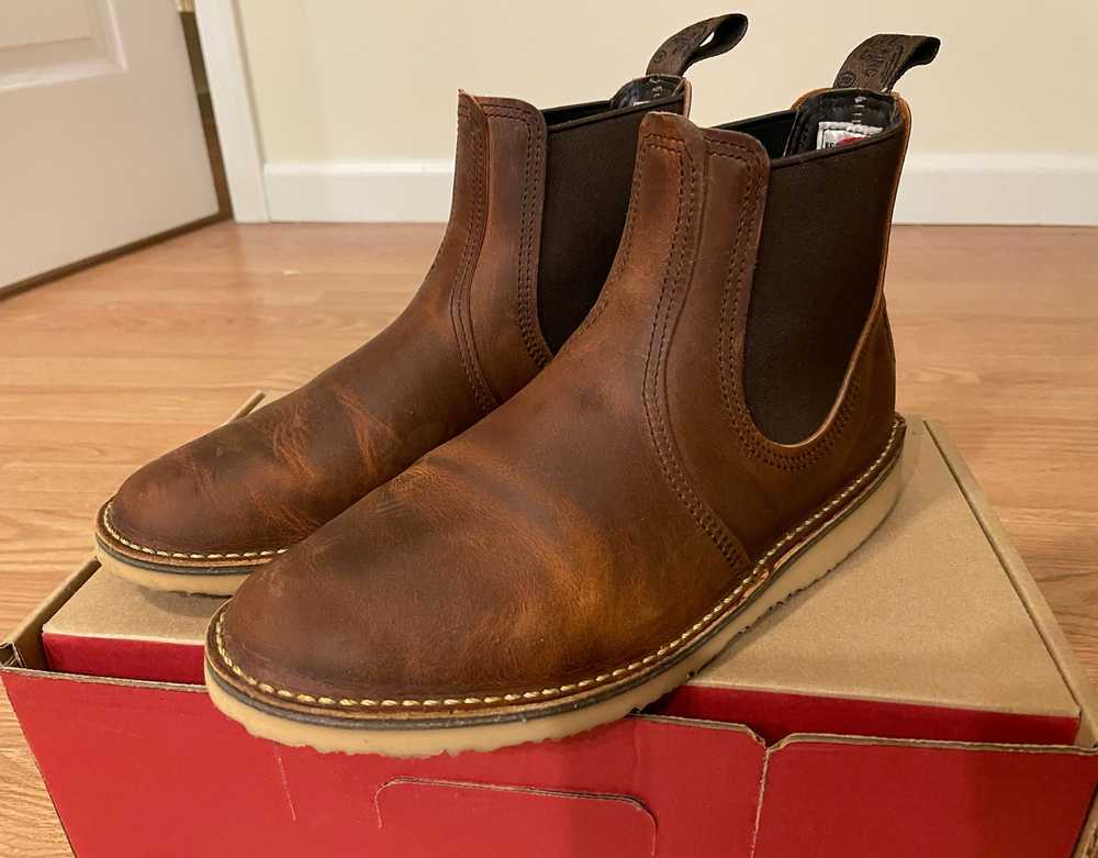 Red wing weekender chelsea on sale boot