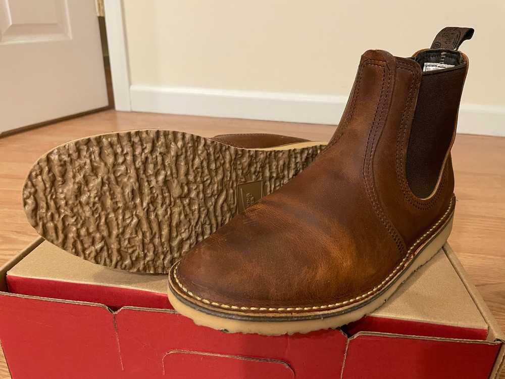 Red wing sale weekender chelsea 3311