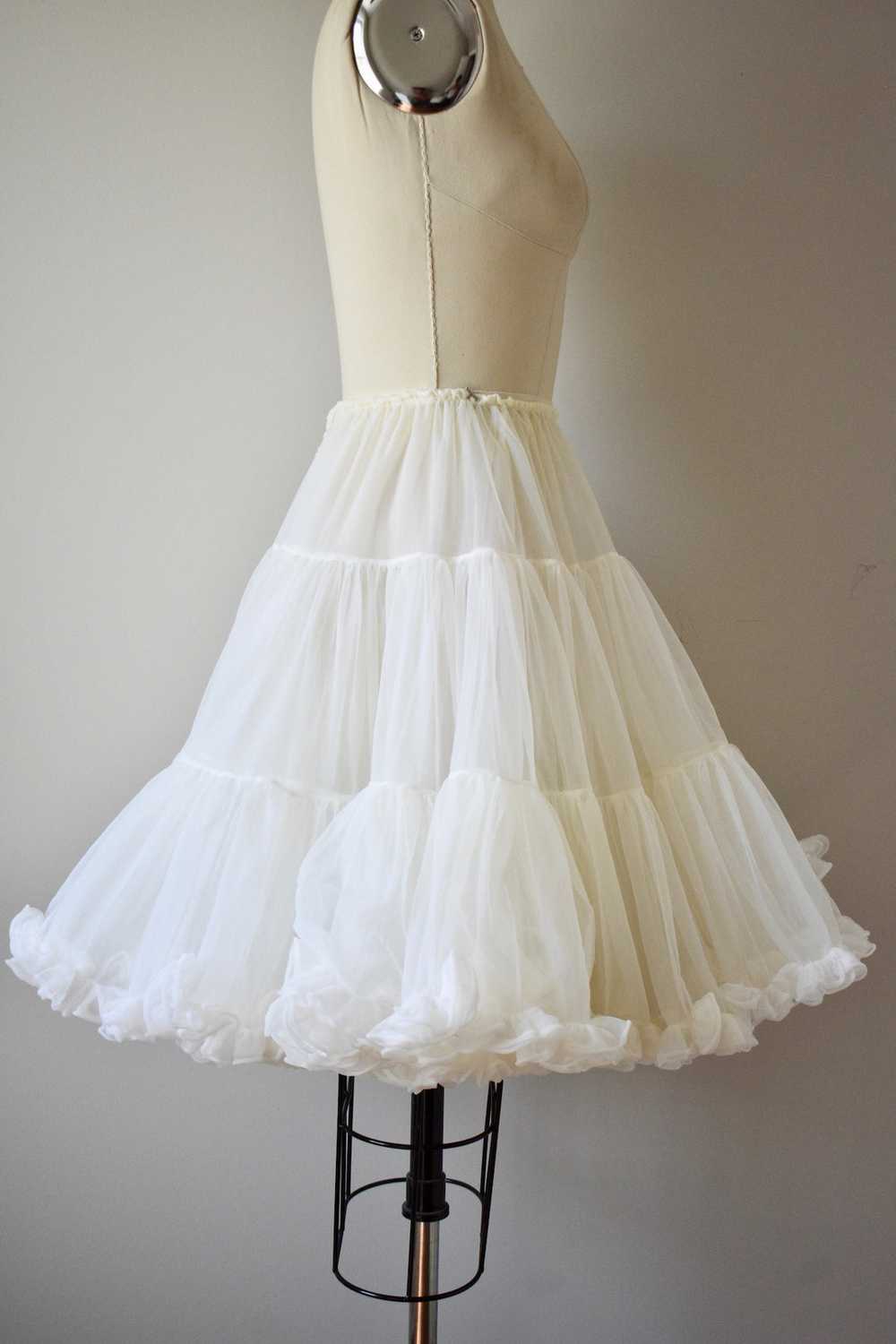 1950s White Underskirt - image 2