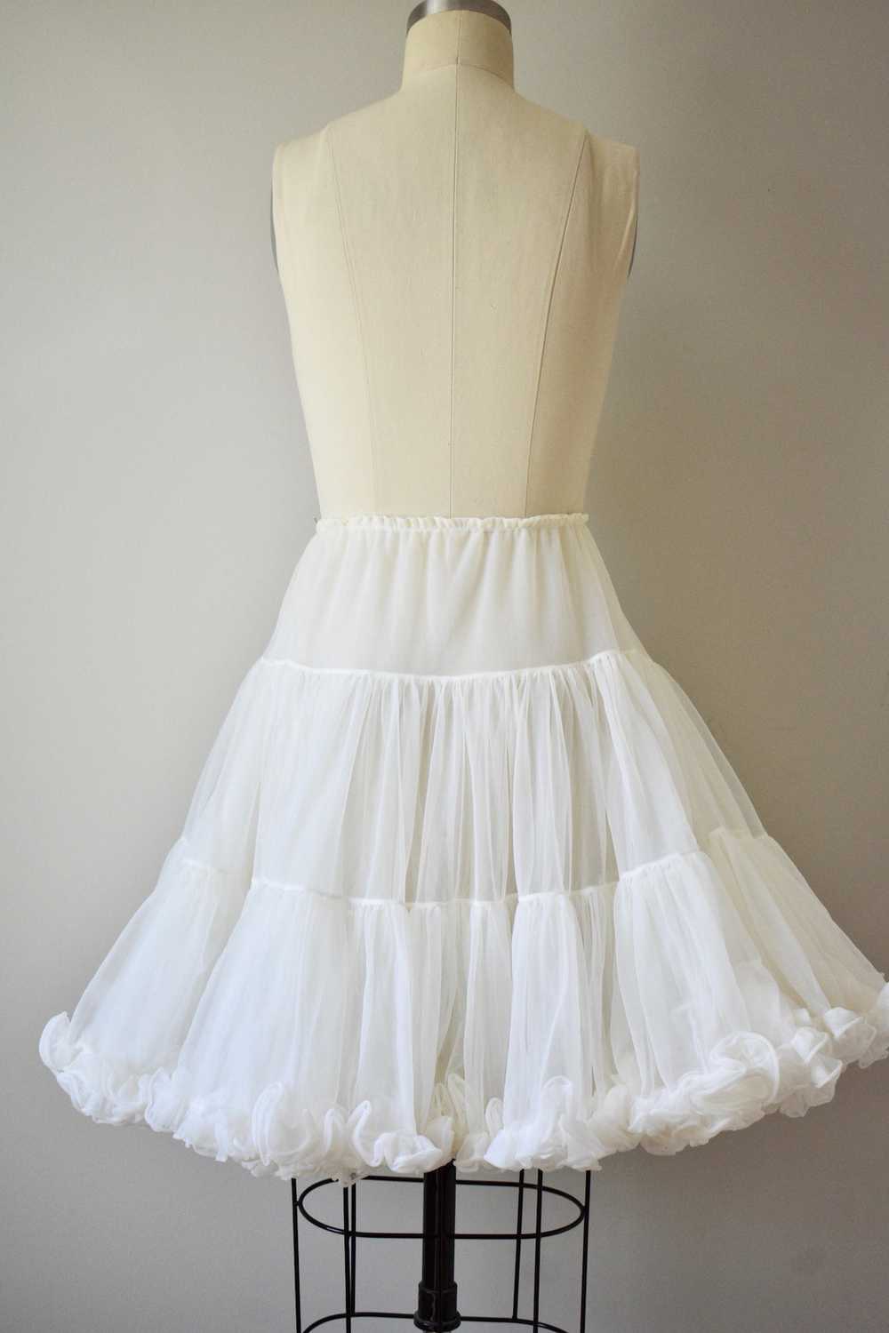 1950s White Underskirt - image 3
