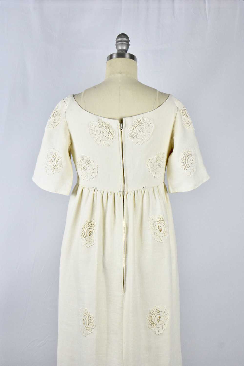 Elegant 1960's Empire Waist Ivory Linen Wedding G… - image 7