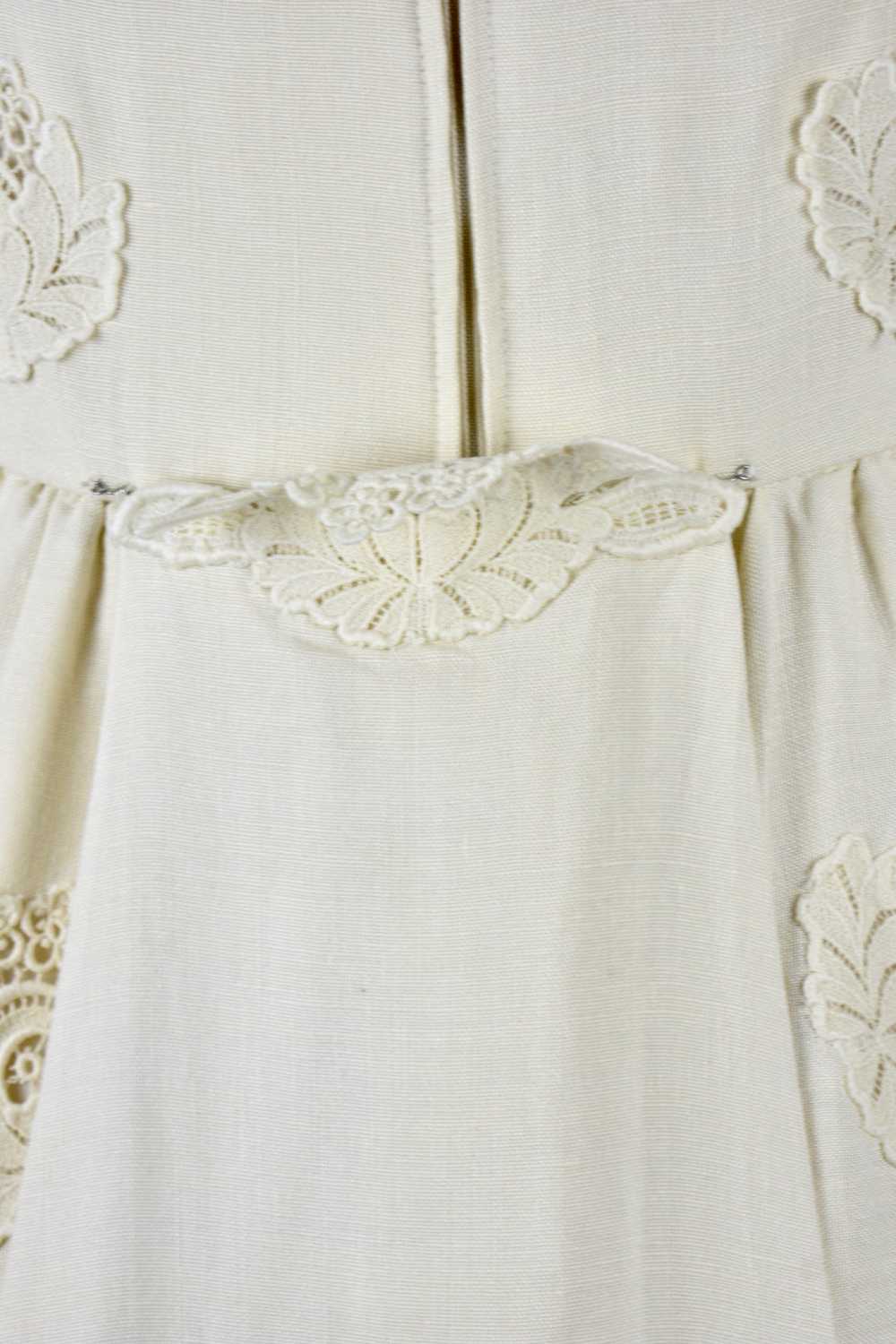 Elegant 1960's Empire Waist Ivory Linen Wedding G… - image 9