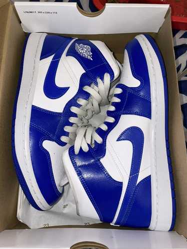 Jordan Brand × Nike WMNS Air Jordan 1 Mid “Kentuck