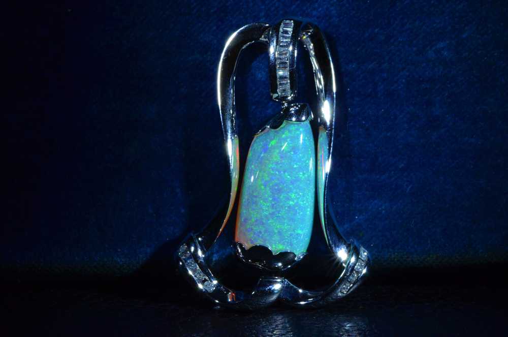The Woodbury: Signed Australian Opal Pendant set … - image 1